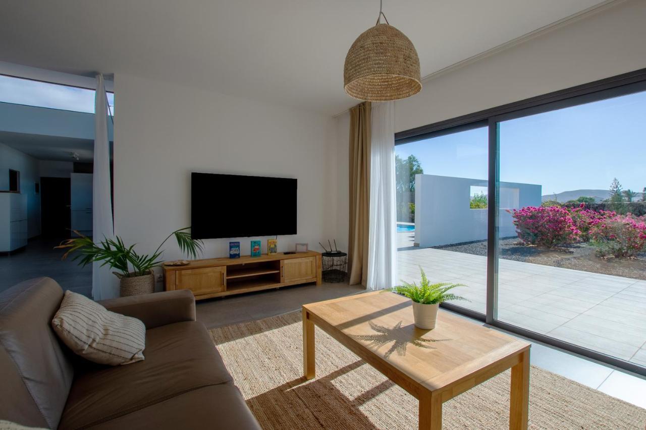 Heated & Shared Pool Villa Matriana 36A, North Shore Villas Lajares Zewnętrze zdjęcie